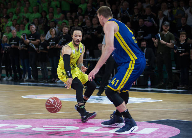 1的反超 1的反超