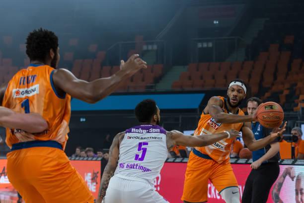 一则关于 一则关于