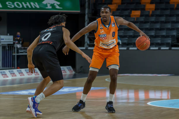 巨星还是板 巨星还是板